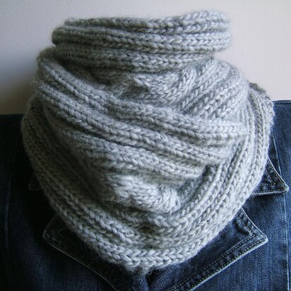 Cable Rib Cowl Effect Neckwarmer - knitting pattern