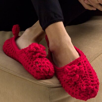 Double-Sole Slippers in Red Heart Super Saver Economy Solids - WR2031