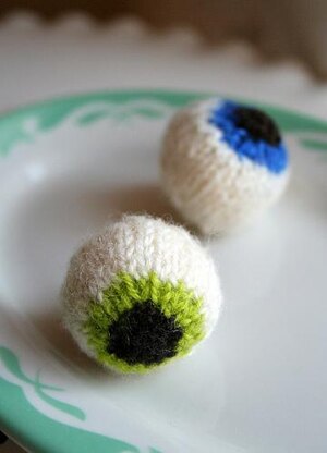 Gruesome Knitted Eyeballs