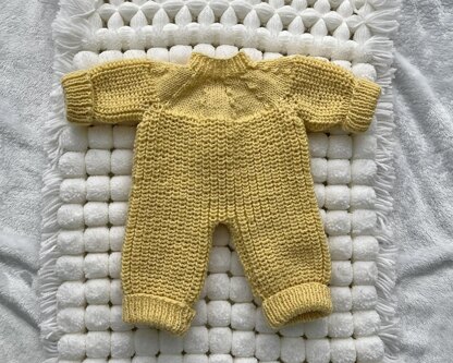 P157 Bodysuit and Hat for Doll or Baby