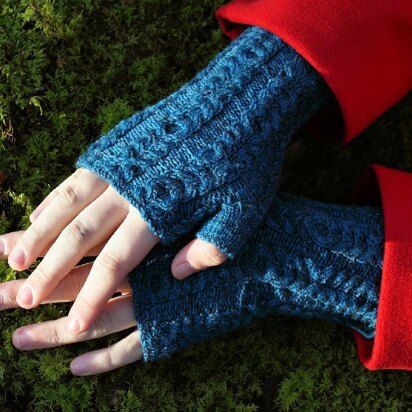 Trethawle Fingerless Mittens