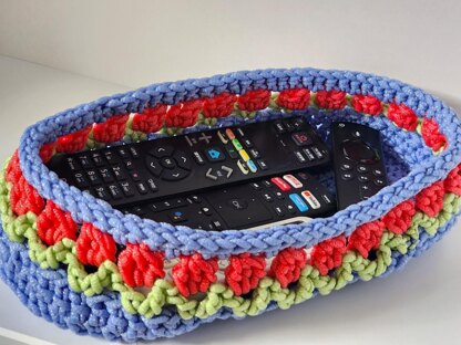 Tulip Stitch Oval Basket