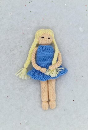 Pocket Dolls Knitting Pattern - Dress Up Dolly