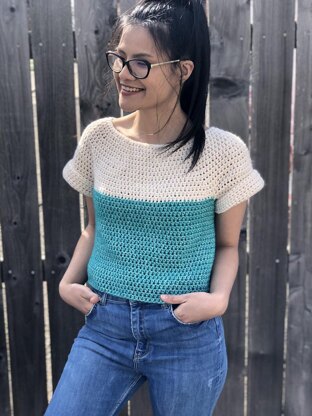 Everyday pullover top