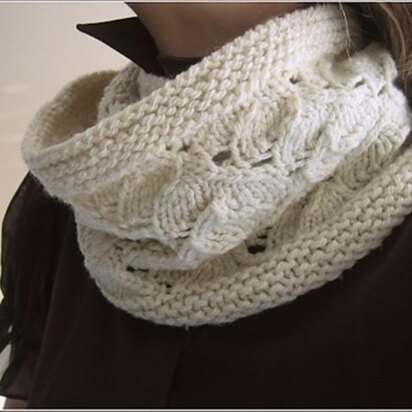 Storm watcher cowl