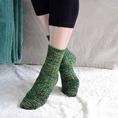 Valley View Socks - knitting pattern