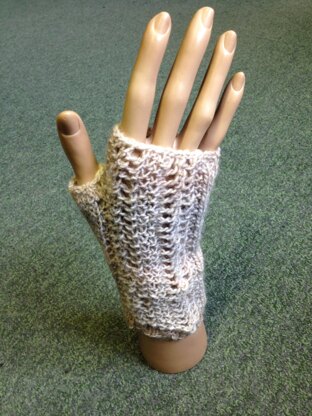 Banacek DK Fingerless Gloves