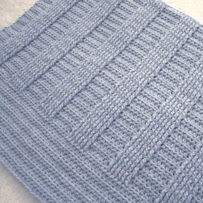 Berry Hedge Baby Blanket