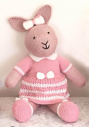 Daisy bunny rabbit knitting pattern 19012