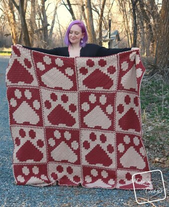 Cute Paw Print C2C Blanket