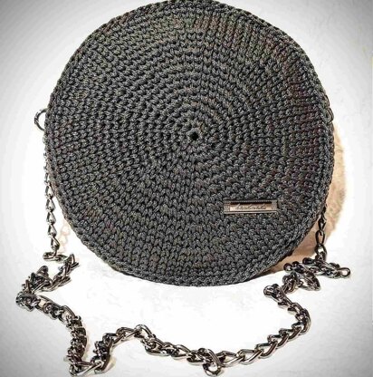 Round crochet purse