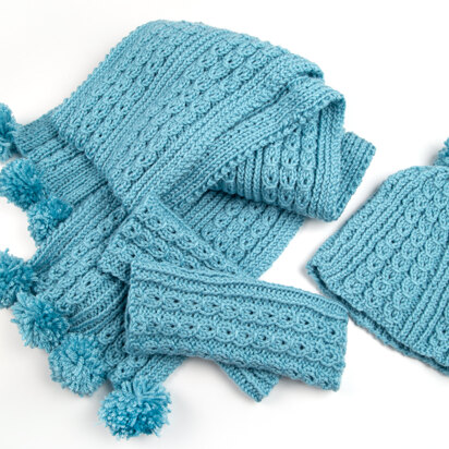 Deramores Wrist Warmers, Hat and Scarf PDF