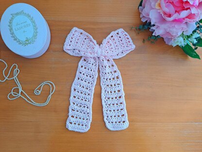 Crochet Delicate Hair Bow Pattern