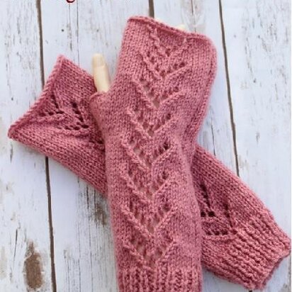 Knitting pattern ladies fingerless gloves #474