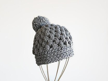 Chunky pom hat