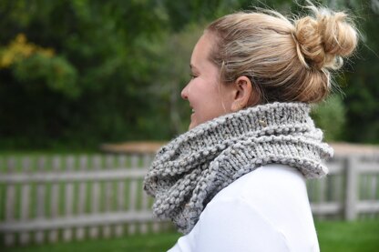 Birdie Cowl Scarf