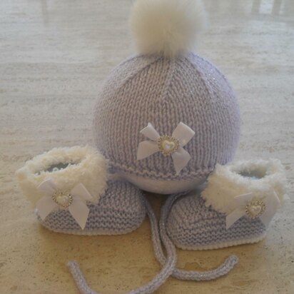 Baby Girl Hat Booties