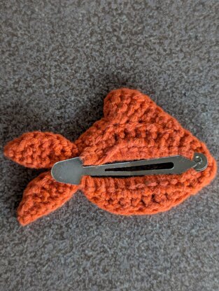 Bubble fish Hair Clip