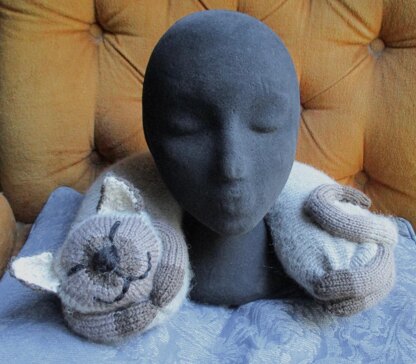 Snoozing Cat Travel Pillow