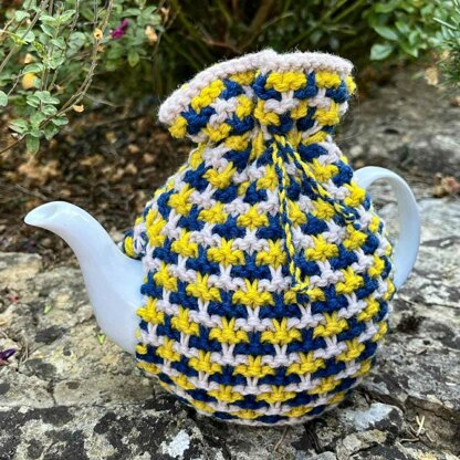 Textured Tweed 4 Cup Teapot Cosy Knitting Pattern