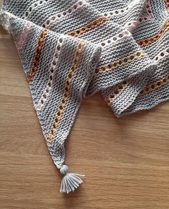 Aava Shawl