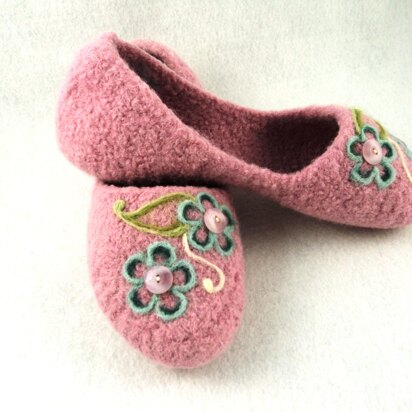 Ladies House Slippers Felted Knit Pattern