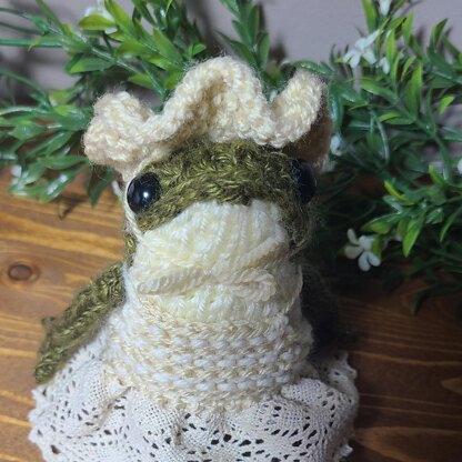 Froggy's Summer Hats