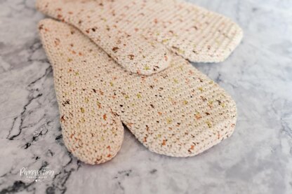 Give Yourself A Hand Oven Mitt