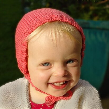 Easy baby bonnet- vintage style