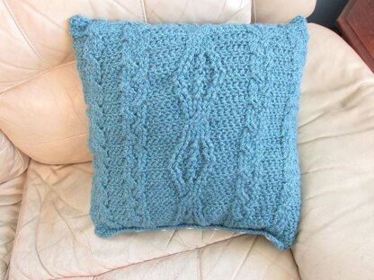 Cabled Pillowcase