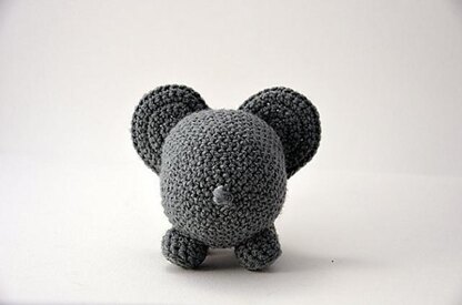 Elephant Crochet Pattern, Elephant Amigurumi