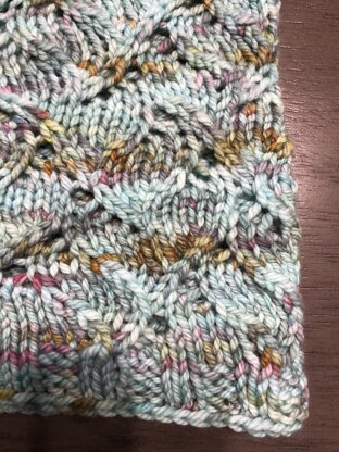 Hide and Peek Cowl