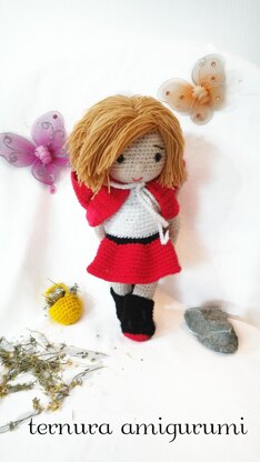 Sarah little Red Riding Hood crochet pattern