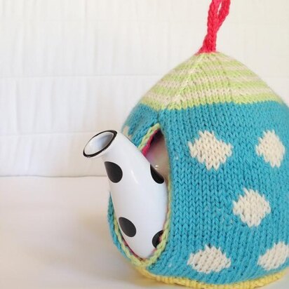 Spotted Daphne Tea Cozy