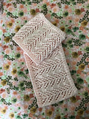 SPRINGTIME LACE INFINITY SCARF