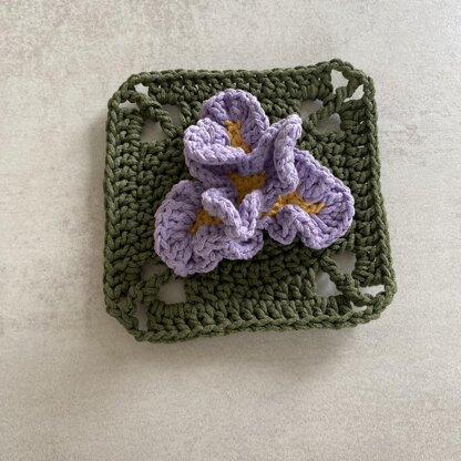 Iris Granny Square