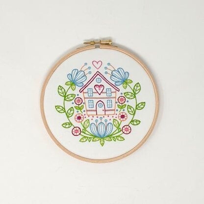 Creative World Of Craft Home Sweet Home Printed Embroidery Kit - 6" 