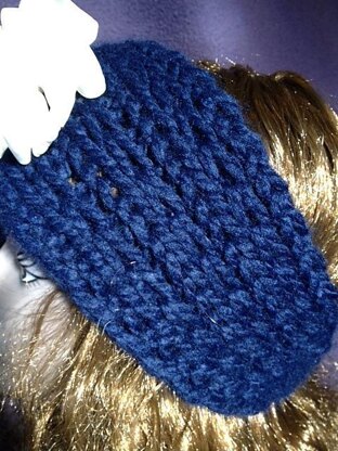 Closed Accordion Stitch Ear Wrap