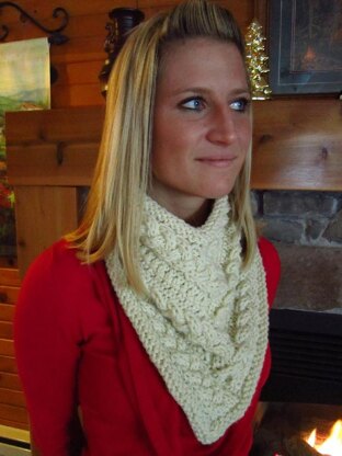 V-neck Cowl