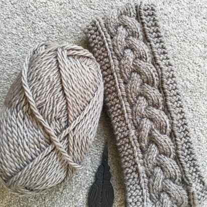 Cable Headband - knitting pattern