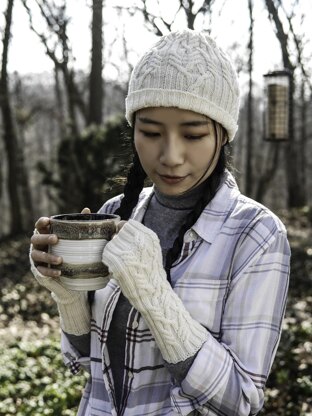 Witch Elm Mitts