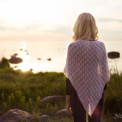 Knitted wool poncho "Paula"