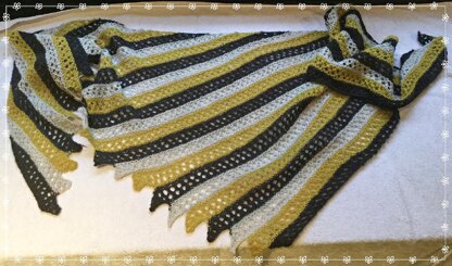 Dizzy's Bumble Bee Scarf
