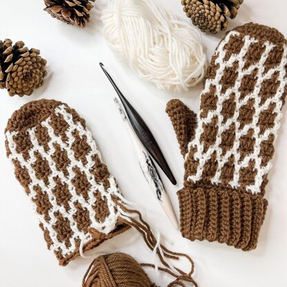 Modish Mosaic Mittens