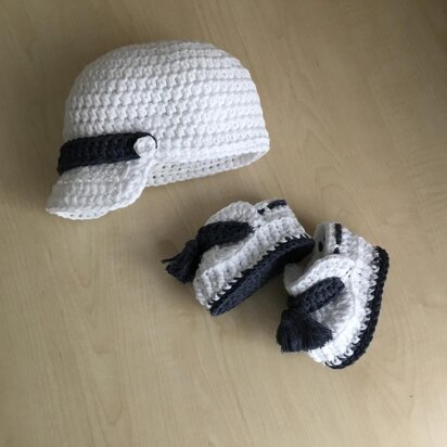 Baby Bootie & Hat Set N 262