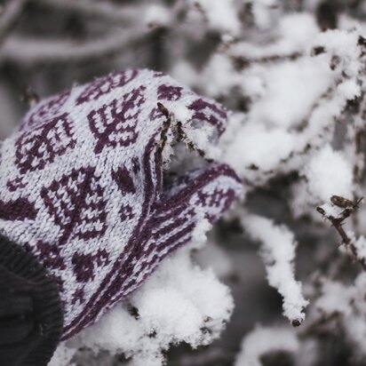 Falling leaves mittens