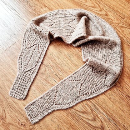 Pinecone Scarf