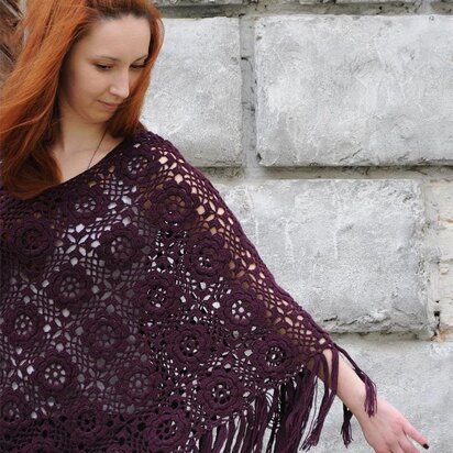 Freja crochet lace poncho with fringe