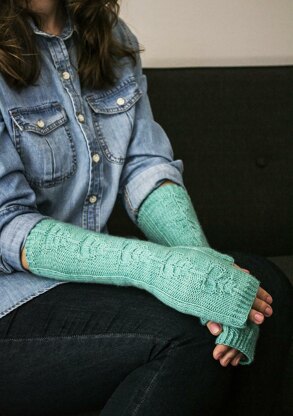 Sibirica fingerless mittens