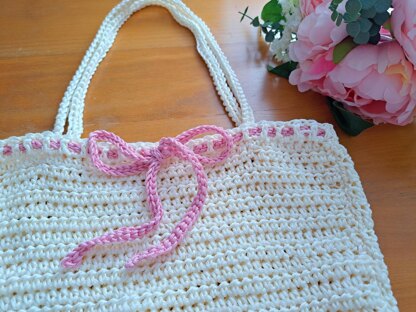 Crochet Romantic Cottagecore Tote Bag Pattern